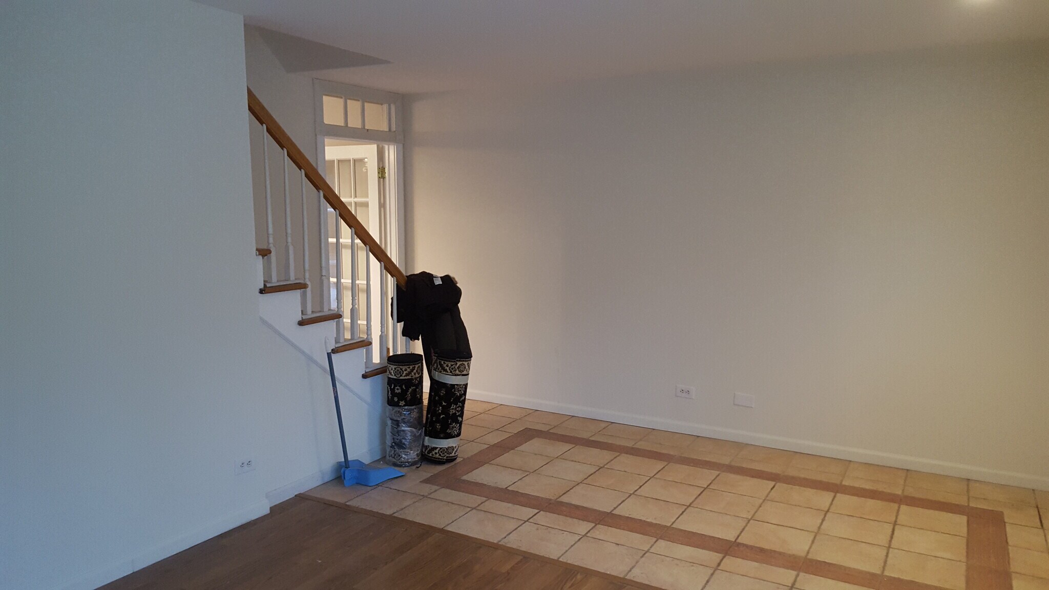 Building Photo - 2132 Rugen Rd