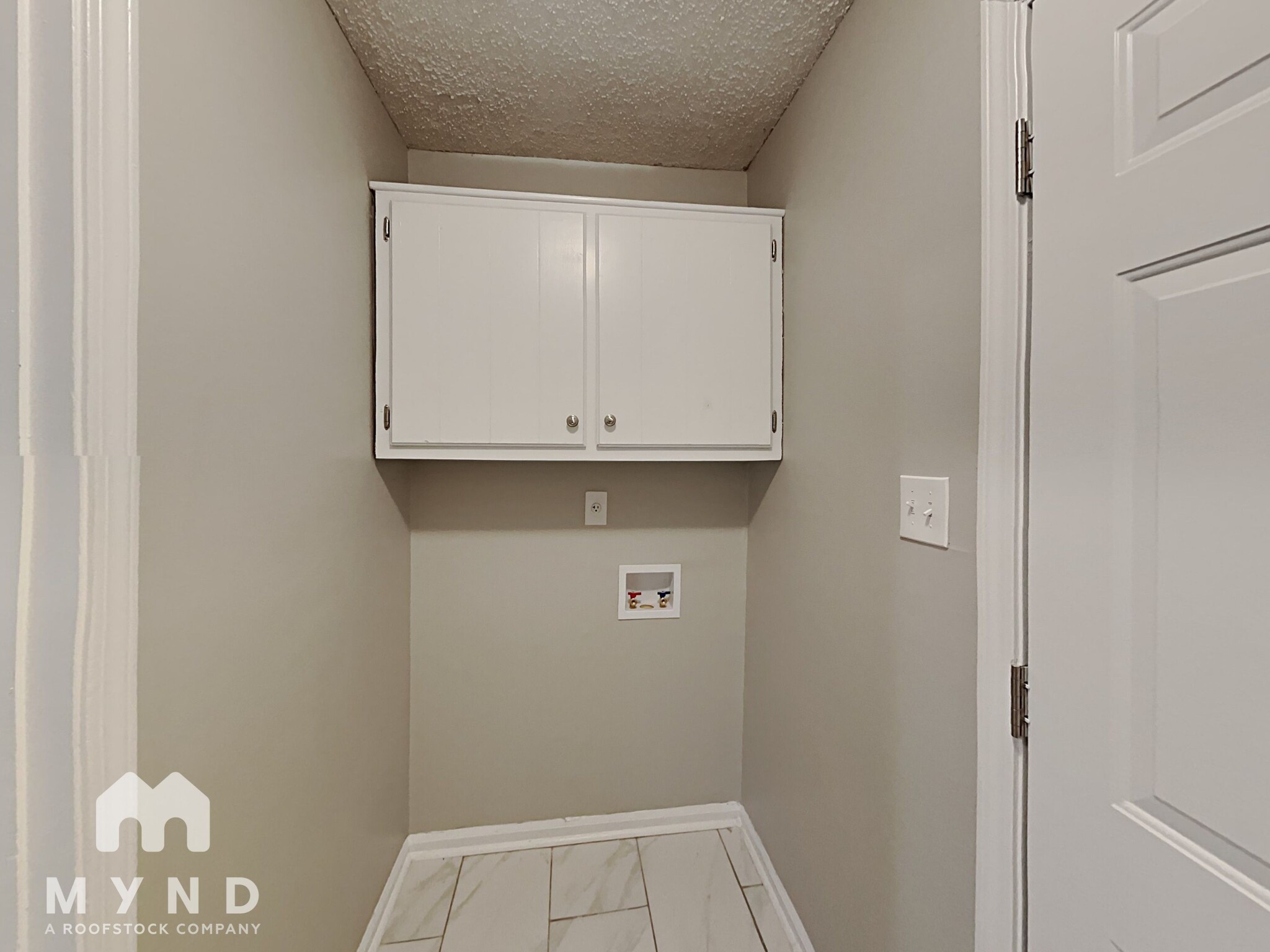 Building Photo - 4433 Sunnyslope Dr