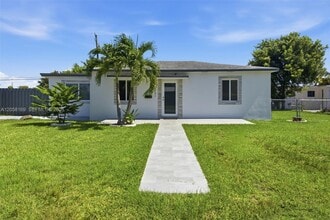 Building Photo - 6785 SW 17th St