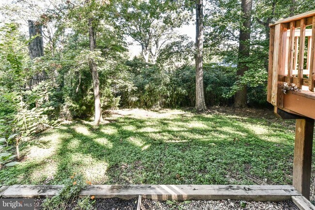 Building Photo - 1028 S Edison St