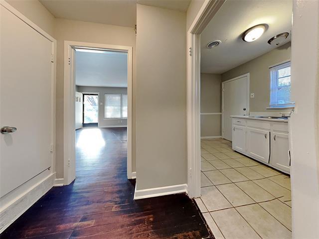 Building Photo - 6727 Ascot Ln