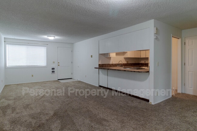 Building Photo - 7310 NE 16th Ave