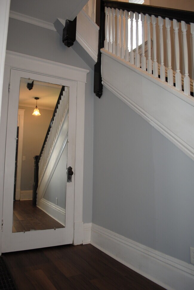 Building Photo - 100 Morris Ave