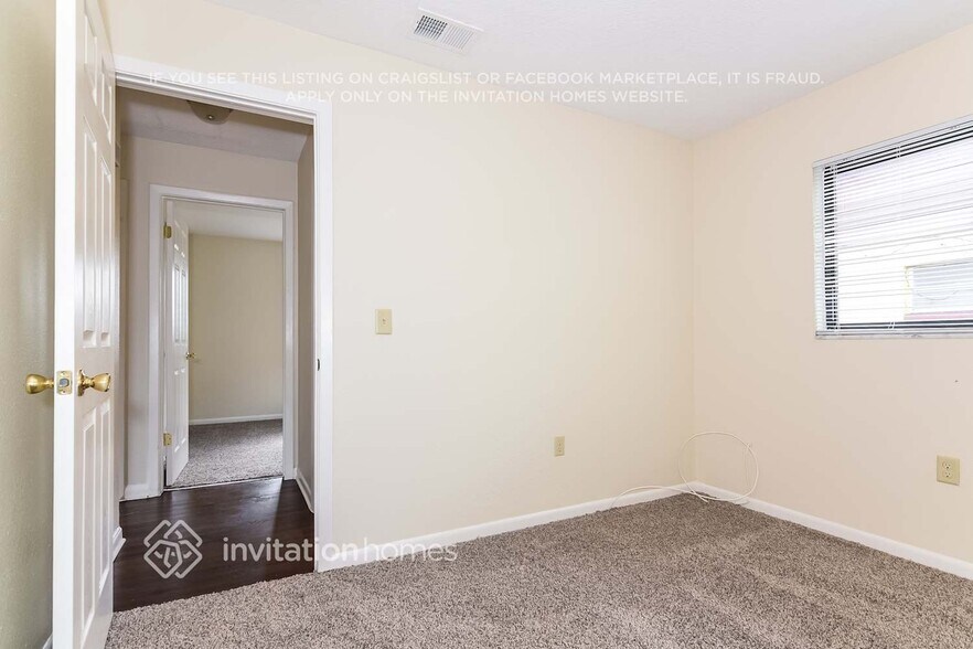 Building Photo - 4113 E Okara Rd
