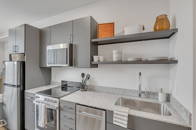 Broadway Studio Murphy - Kitchen - Broadview at Vanderbilt