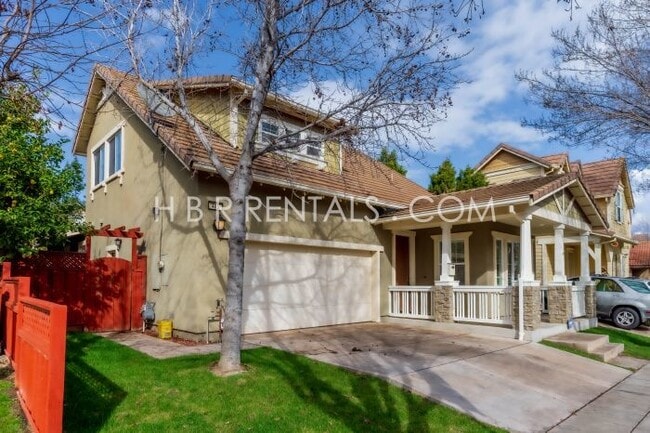 Building Photo - Charming 3-Bed, 3-Bath with 2,037 Sq Ft of Comfort in Mountain House!