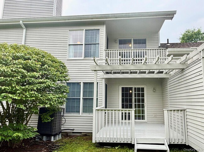 Building Photo - 73 Sandalwood Ln