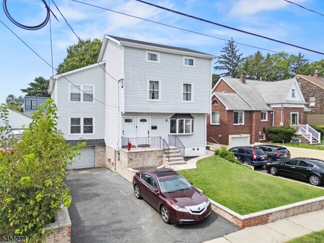 Building Photo - 97 Cedar Hill Ave