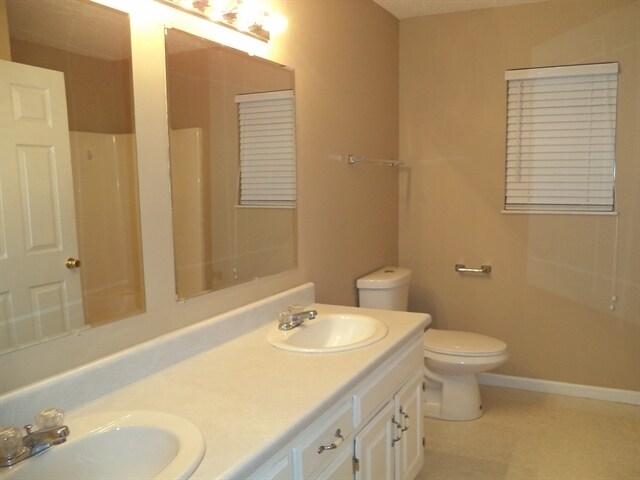 Building Photo - 2306 Sir Edward Ln