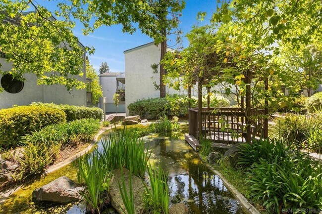 Building Photo - Spacious and remodeled 2 Bed 2.5 baths in ...