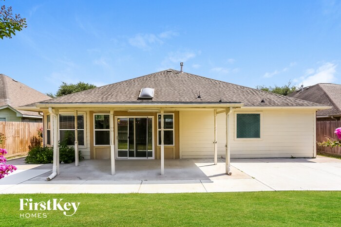 Building Photo - 10330 Claybrook Dr