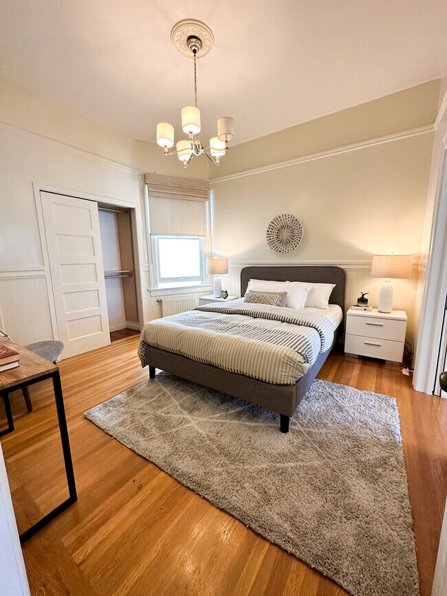 Building Photo - 435 Union St