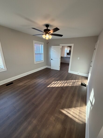 Building Photo - 2544 Williams Ave