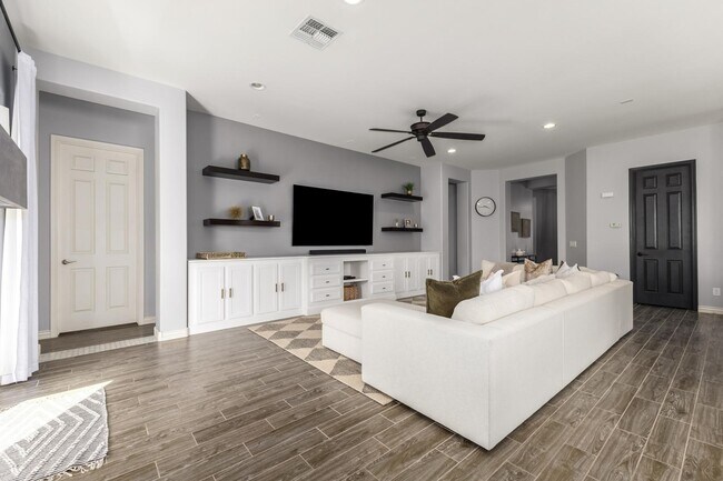 Building Photo - 26814 N 100th Ln