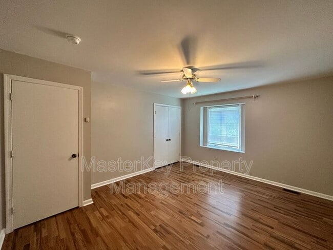 Building Photo - 4017 Grimstead Ln