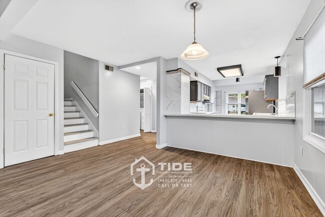 Building Photo - Spacious Home in the Heart of Summerville