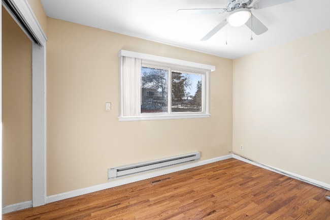 Building Photo - 227 S Prospect St