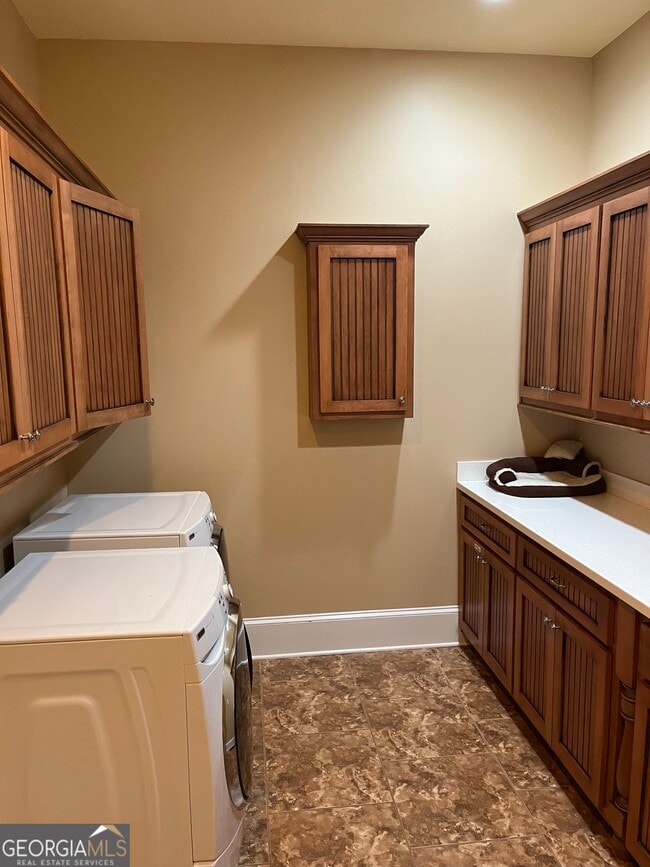 Building Photo - 87 Ridgeview Ln