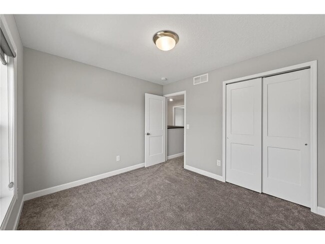 Building Photo - 1559 Edgebrook Ln