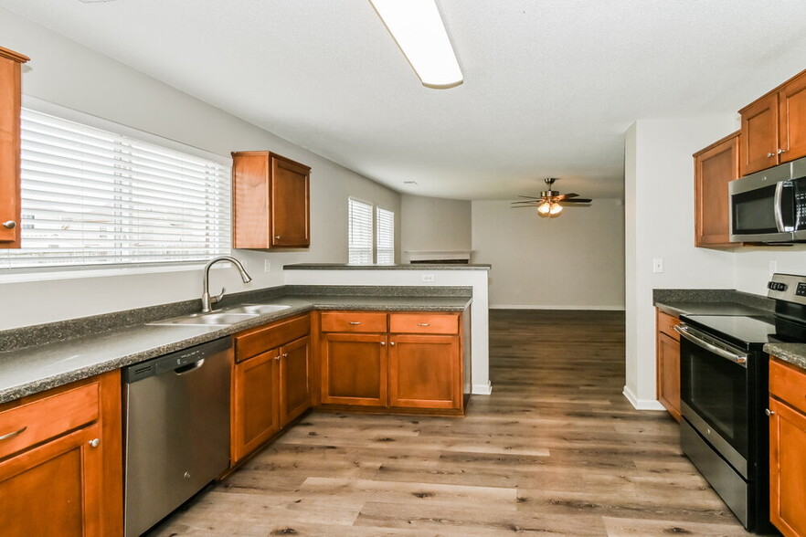 Building Photo - 7768 Gosbrook Ln