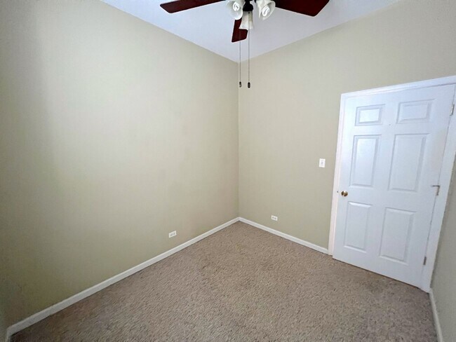 Building Photo - 1412 W Flournoy St