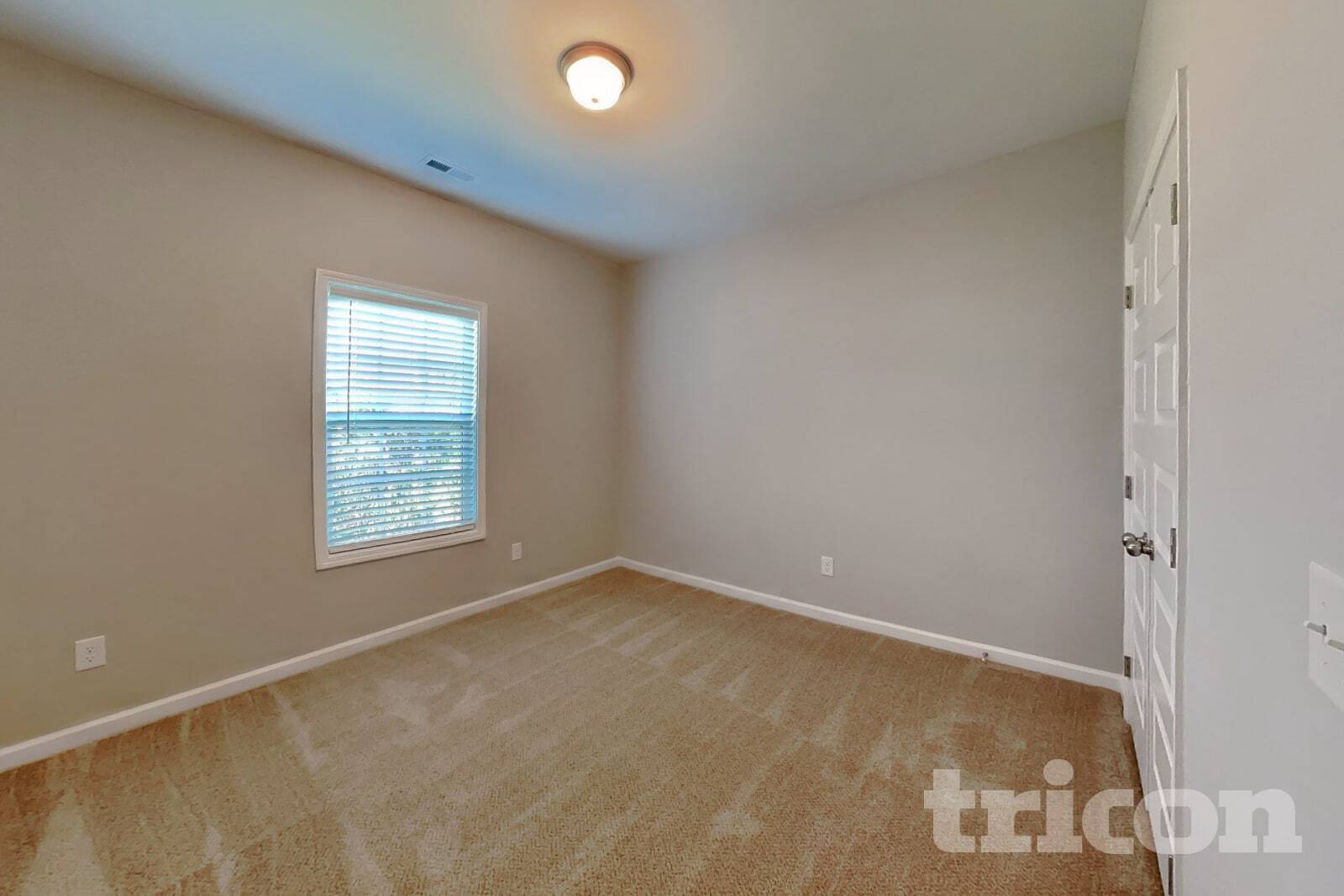 Building Photo - 1022 Cyril Dr