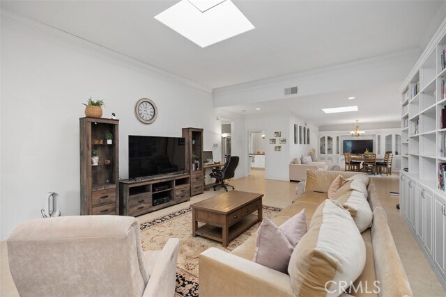 Building Photo - 5594 Avenida Sosiega W
