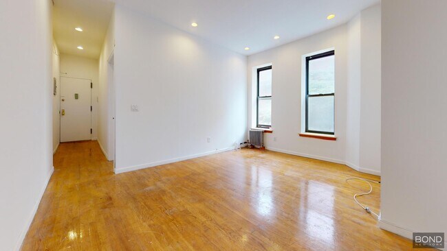 Primary Photo - 188 Second Avenue