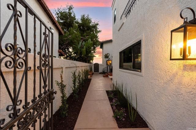 Building Photo - 6803 El Fuerte St