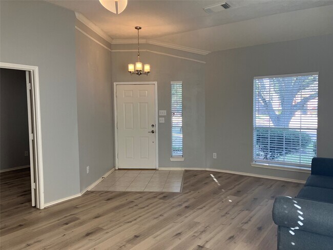 Building Photo - 3402 Pebble Beach Ln