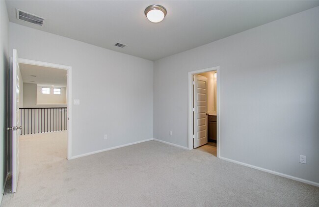 Building Photo - 10731 Aquila Star Dr