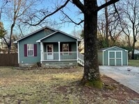 Building Photo - 4013 Pine Ave SW