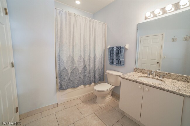 Building Photo - 15561 Bellamar Dr