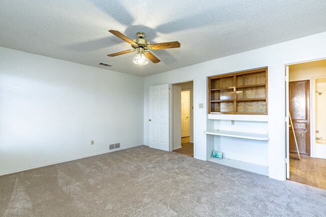 Building Photo - *Two Story Beauty in Preston Smith*