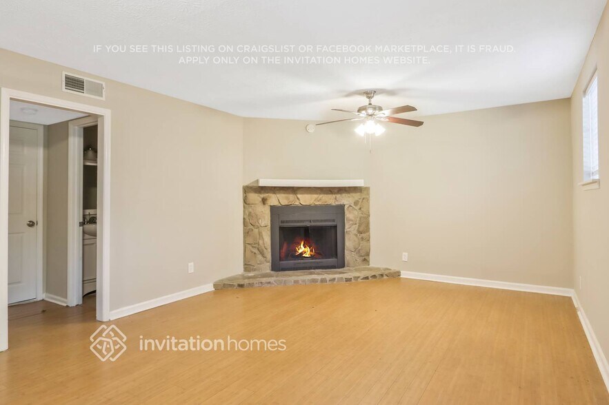 Building Photo - 6075 Cherokee Valley Ln