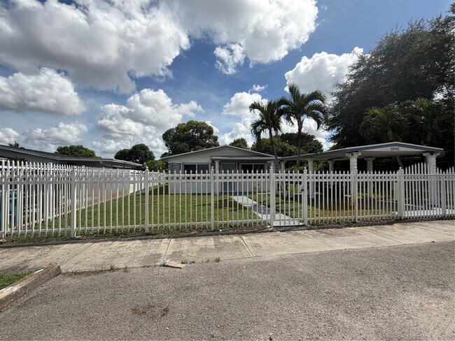 Building Photo - 2998 NW 94th St