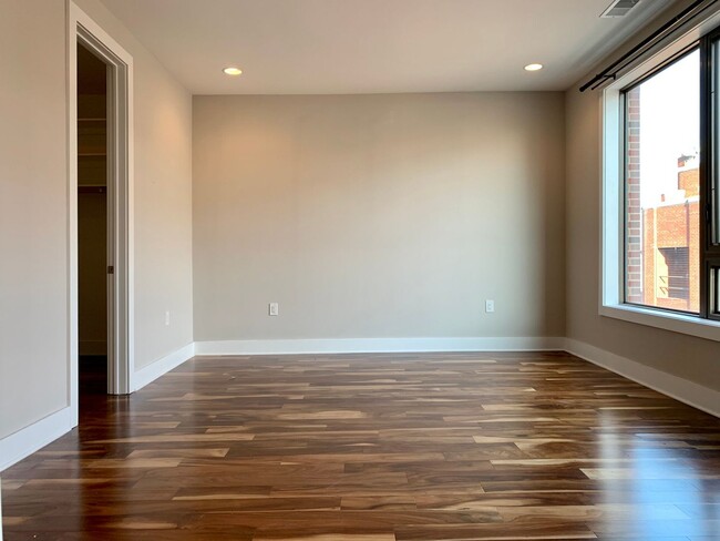 Building Photo - Stunning 3-Bed Townhome with Garage in Northern Liberties! Available mid-July!