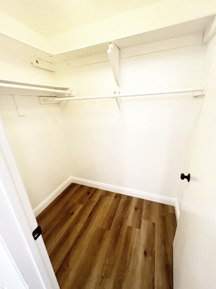 Building Photo - 101 W Canada