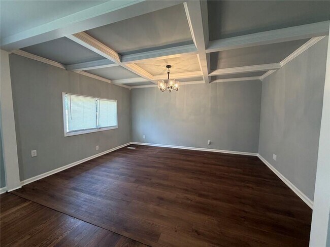 Building Photo - 1633 Slate Rd