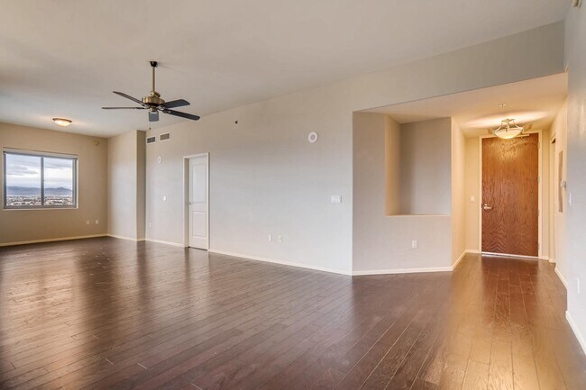 Building Photo - LUXURY RESORT STYLE LIVING @ ONE