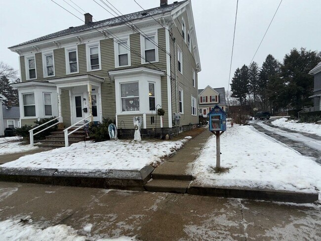 Building Photo - 36 2nd St