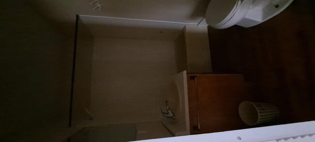 Building Photo - 205 Milner St NE