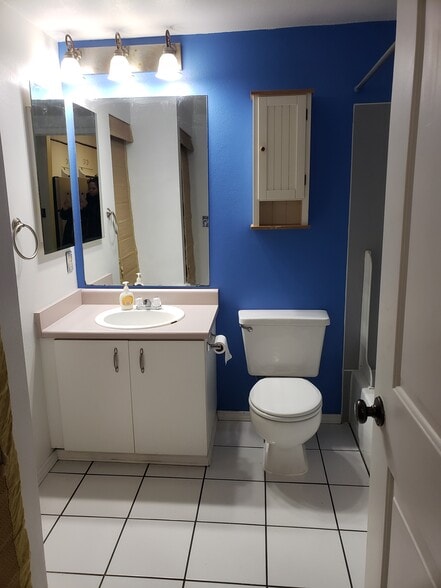 Bathroom with washer/dryer - 769 Hayes Street