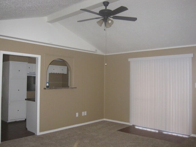 Building Photo - 2805 W Ferndale Ln