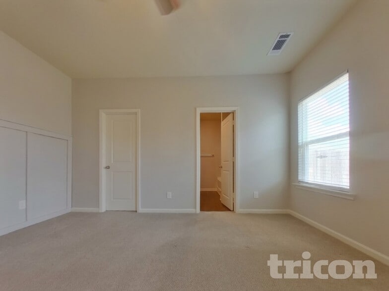 Building Photo - 116 Cypress Point