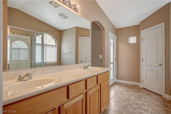Building Photo - 9185 Wild Briar Ln