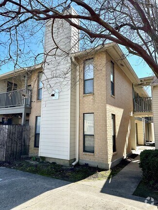 Building Photo - 5233J Butter Creek Ln