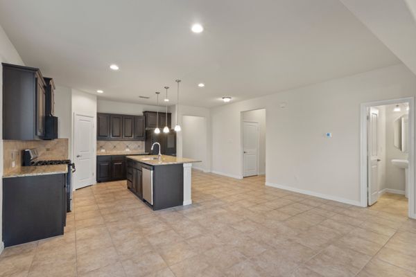 Building Photo - 9205 Nickel Creek Dr