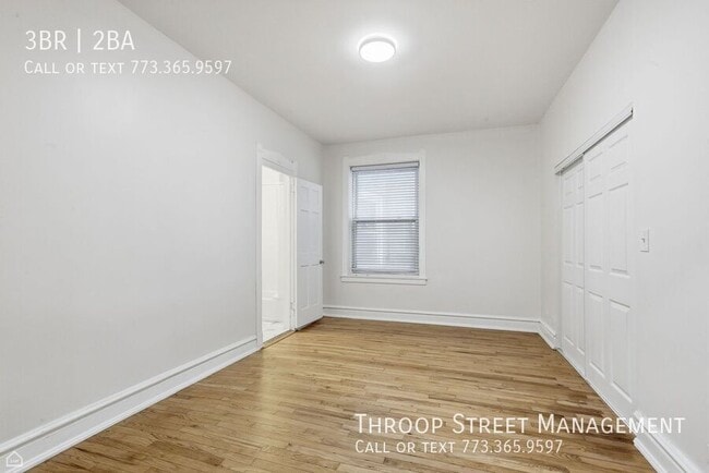 Building Photo - 6134 S Vernon Ave