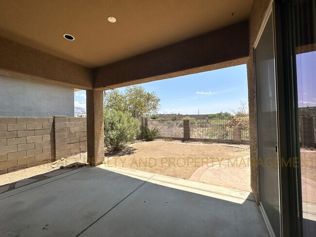 Building Photo - 6166 N Placita San Agustin